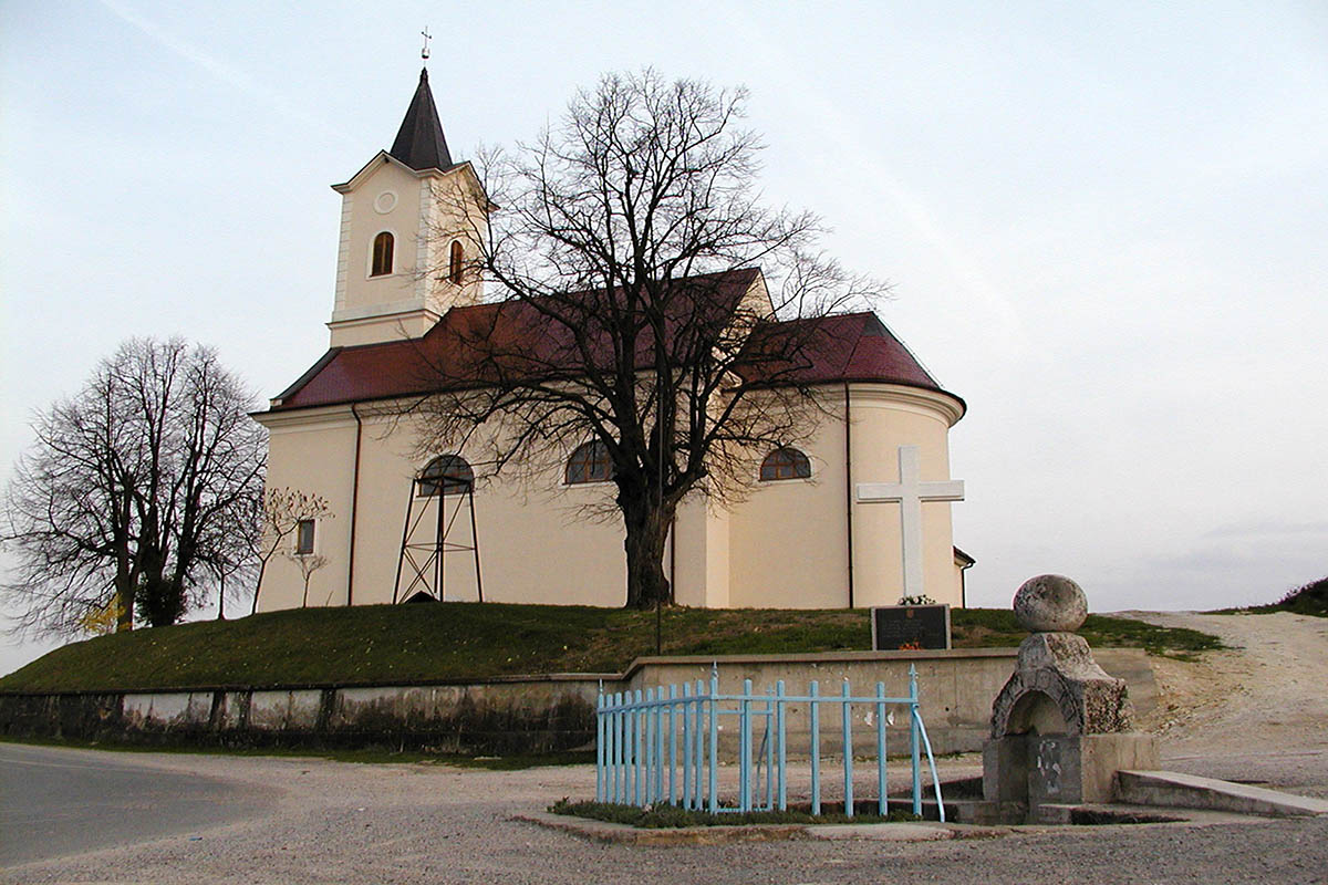 Crkva-sv.-Bartola-u-Hrasovici